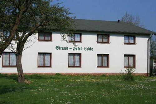 Strand-Hotel Lobbe Buitenkant foto